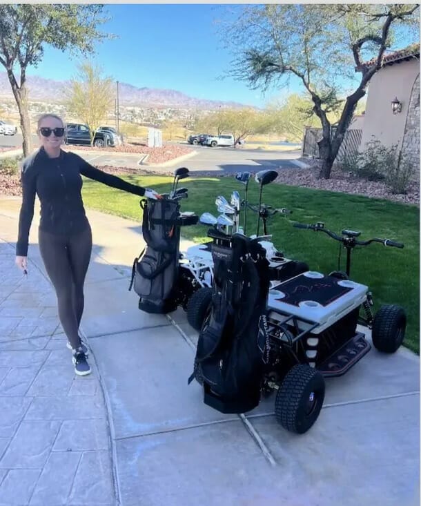 Golf cart, woman