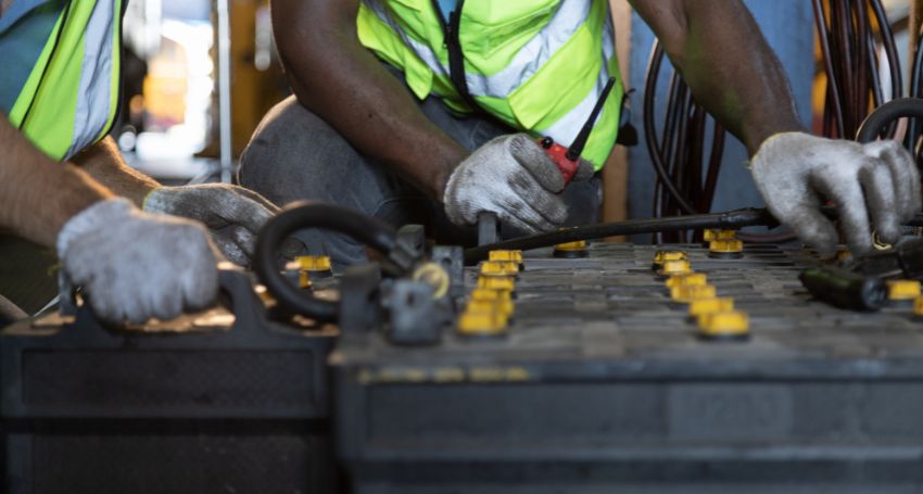 challenges of recycling ev batteries​